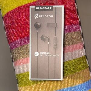 NIB Urbanears Sumpan Peloton Edition Earphones